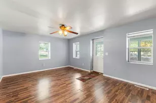 915 3rd Ave NW, Faribault, MN 55021 - Photo 6