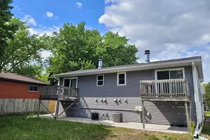 3101 81st Ave N, Brooklyn Park, MN 55443 - Photo 2