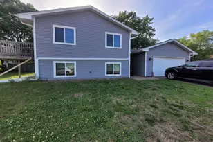 3101 81st Ave N, Brooklyn Park, MN 55443 - Photo 1