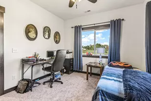 3403 Iris Dr, Eau Claire, WI 54703 - Photo 24