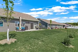 3403 Iris Dr, Eau Claire, WI 54703 - Photo 32