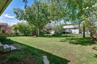 879 Iowa Ave W, Saint Paul, MN 55117 - Photo 30