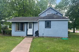 330 Railroad Ave NW, Mora, MN 55051 - Photo 2