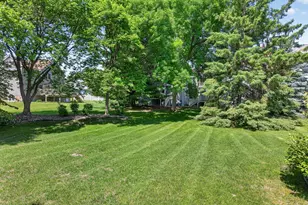 11106 Oregon Ave S, Bloomington, MN 55438 - Photo 34
