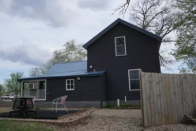 914 NE 2nd Avenue NE, Long Prairie, MN 56347 - Photo 2