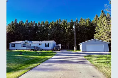 2640 18th Street NW, Baudette, MN 56623 - Photo 2