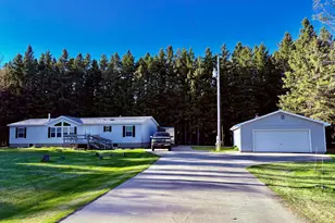 2640 18th St NW, Baudette, MN 56623 - Photo 2