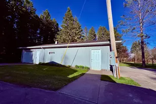 2640 18th St NW, Baudette, MN 56623 - Photo 16