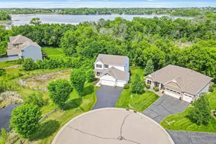 2215 Lake Cir, Victoria, MN 55386 - Photo 2