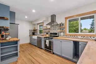 3425 Churchill St, Shoreview, MN 55126 - Photo 8