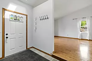 979 Pointe Way, Eagan, MN 55123 - Photo 6