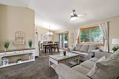 16467 Godson Drive, Lakeville, MN 55044 - Photo 8