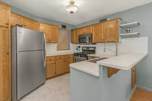 1420 Hilo Ave N, Oakdale, MN 55128 - Photo 8