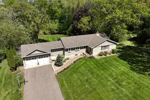 4713 Fairhills Rd W, Minnetonka, MN 55345 - Photo 66