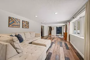 4713 Fairhills Rd W, Minnetonka, MN 55345 - Photo 32