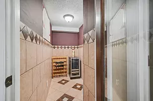 4713 Fairhills Rd W, Minnetonka, MN 55345 - Photo 40