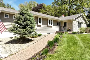 4713 Fairhills Rd W, Minnetonka, MN 55345 - Photo 4