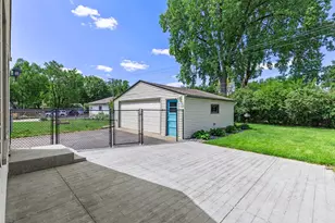 7338 Thomas Ave S, Richfield, MN 55423 - Photo 30