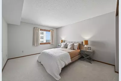 121 Washington Avenue S #1613, Minneapolis, MN 55401 - Photo 18