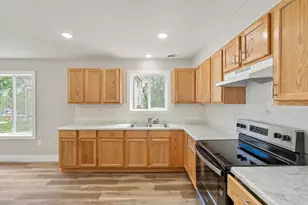 132 York Ave, Saint Paul, MN 55117 - Photo 10
