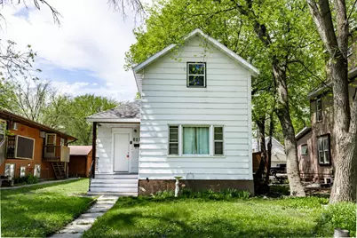 601 10th Street S, Fargo,  58103 - Photo 1