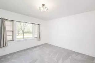 601 10th St S, Fargo,  58103 - Photo 14