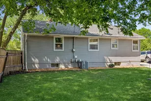 2048 Villard Ave, Saint Paul, MN 55116 - Photo 36
