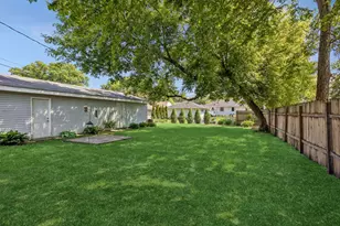 2048 Villard Ave, Saint Paul, MN 55116 - Photo 40