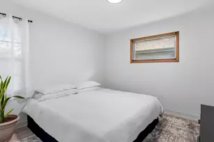1350 Boone Ave N, Golden Valley, MN 55427 - Photo 24