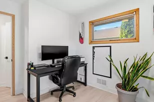 1350 Boone Ave N, Golden Valley, MN 55427 - Photo 22