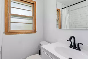 1350 Boone Ave N, Golden Valley, MN 55427 - Photo 20