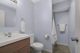 1390 Carling Dr, Saint Paul, MN 55108 - Photo 28