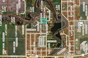 752 Hallberg St SW, Warroad, MN 56763 - Photo 4