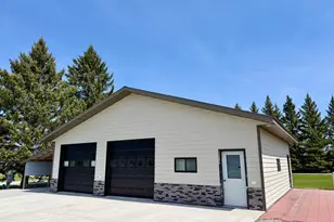 752 Hallberg St SW, Warroad, MN 56763 - Photo 1
