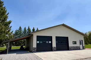 752 Hallberg St SW, Warroad, MN 56763 - Photo 2