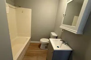 1038 Edgerton St, Saint Paul, MN 55101 - Photo 18
