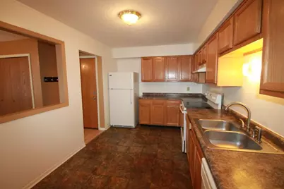 949 Wescott Trail #201, Eagan, MN 55123 - Photo 2
