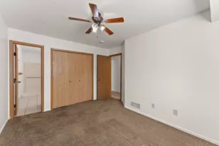 949 Wescott Trail, Eagan, MN 55123 - Photo 8