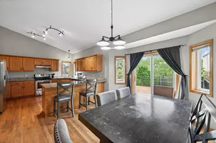 10035 Fallgold Parkway N, Brooklyn Park, MN 55443 - Photo 12