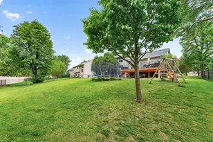10035 Fallgold Parkway N, Brooklyn Park, MN 55443 - Photo 30