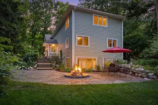 220 Frontier Ct, Chanhassen, MN 55317 - Photo 4