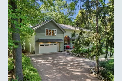 220 Frontier Court, Chanhassen, MN 55317 - Photo 2