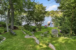 220 Frontier Ct, Chanhassen, MN 55317 - Photo 1