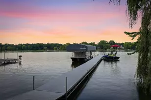 220 Frontier Ct, Chanhassen, MN 55317 - Photo 42