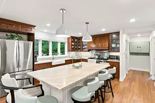 220 Frontier Ct, Chanhassen, MN 55317 - Photo 12
