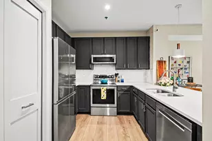 645 N 1st St, Minneapolis, MN 55401 - Photo 2