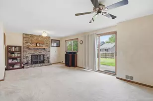 7860 Upper 17th St N, Oakdale, MN 55128 - Photo 10