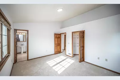 1500 Lakeview Curve, Eagan, MN 55122 - Photo 16