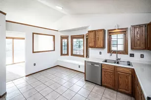 1500 Lakeview Curve, Eagan, MN 55122 - Photo 12
