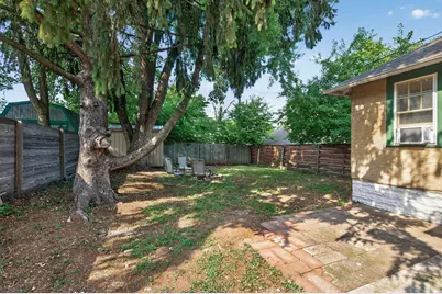 967 Rose Avenue E, Saint Paul, MN 55106 - Photo 32